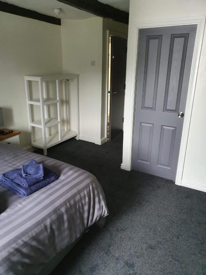 Red Lion Rooms - Self Check In Dalton in Furness Exterior foto